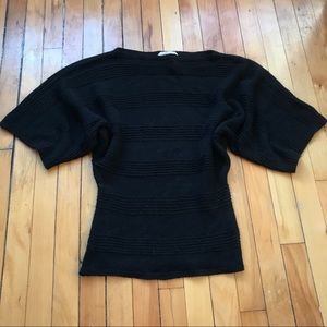 ▫️t o p s || black wide shoulder sweater top▫️